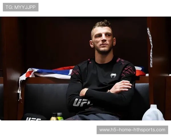 UFC中国新星遭遇职业首败：荣耀的背后藏着怎样的坚持与成长