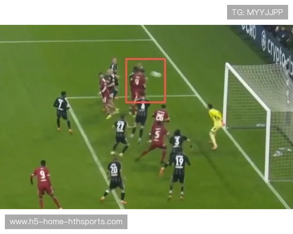 利物浦角球战术制造混乱