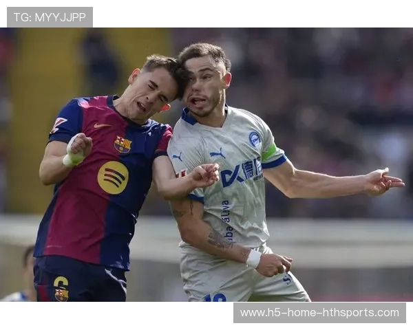 弗里克调整锋线站位，拉菲尼亚被推上左路，拉绍弗里斯