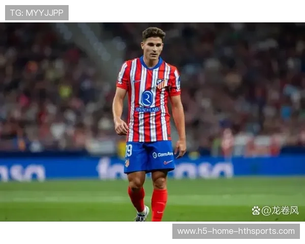 曼城—阿尔瓦雷斯后撤拿到关键抢断