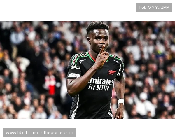 萨卡中场突破后直塞致命球